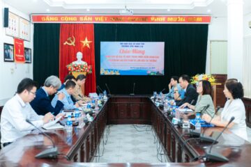 Đoàn Ban Tổ chức Trung ương Đảng Nhân dân Cách mạng Lào thăm và làm việc tại trường Hữu Nghị T78