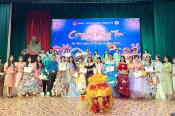 ĐÊM HỘI “COSPLAY TRUNG THU 2025”: SÂN CHƠI SÁNG TẠO, GẮN KẾT VÀ LAN TỎA THÔNG ĐIỆP BẢO VỆ MÔI TRƯỜNG