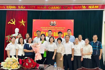 Chi bộ Giáo dục – Đào tạo thuộc Đảng bộ trường Hữu nghị T78 tiếp tục tổ chức lễ kết nạp đảng viên cho quần chúng ưu tú là  học sinh khối 12, khóa 29 của nhà trường